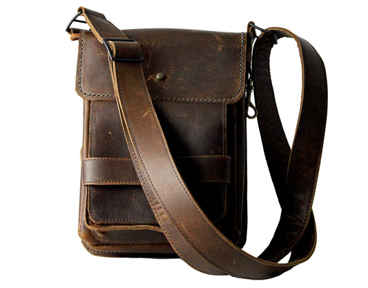 Traveler Oil Tanned Leather Bag